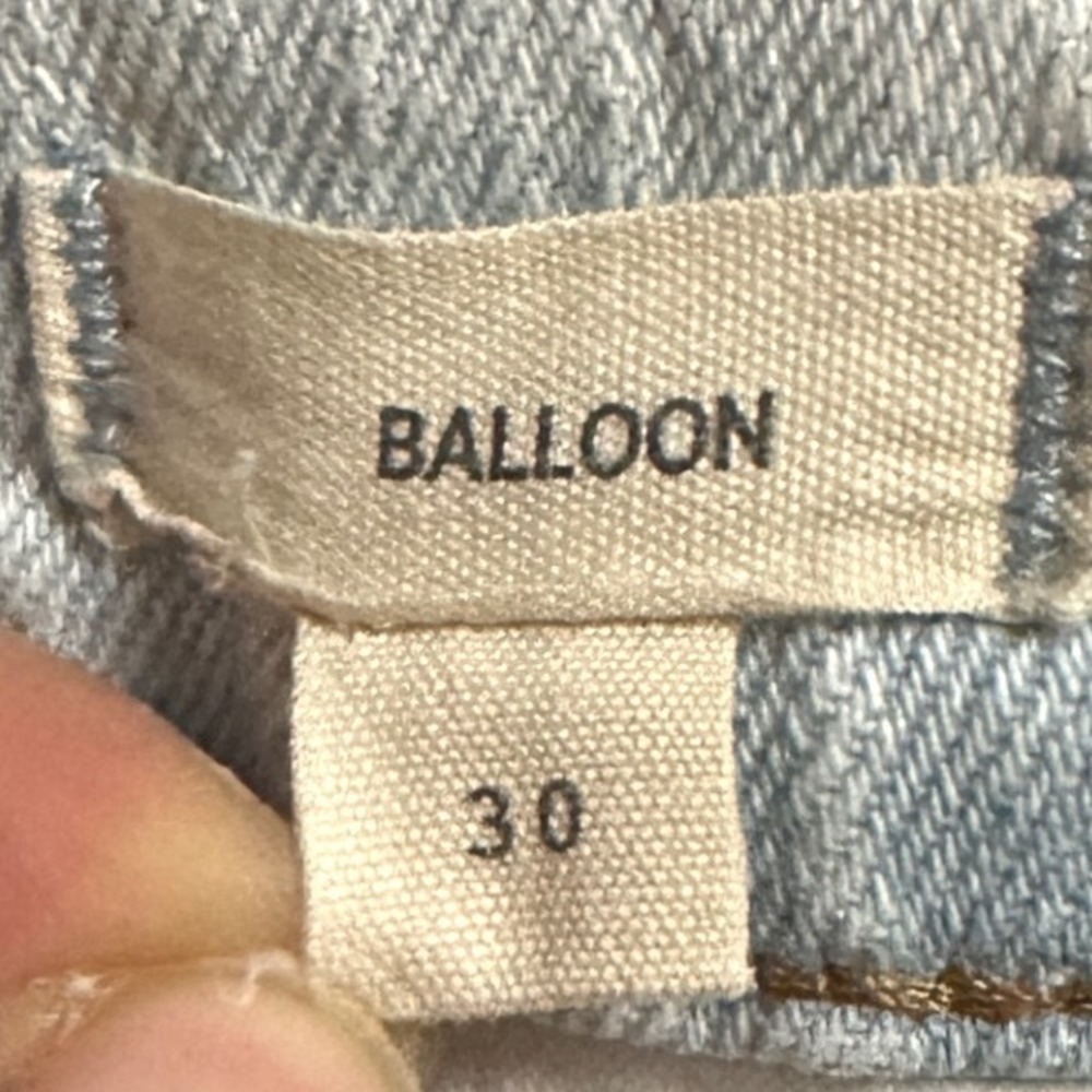 Madewell Balloon Jeans Light Wash Distressed High Rise Tapered Women's 30 - Picture 6 of 8